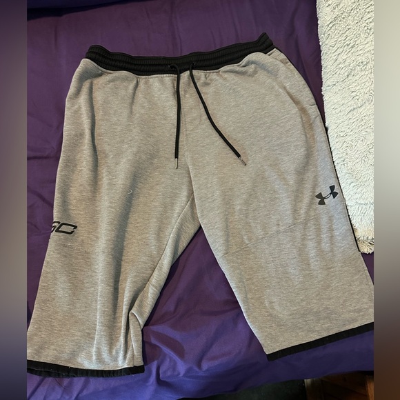Under Armour Black and Gray SC Men’s XL - Picture 1 of 12